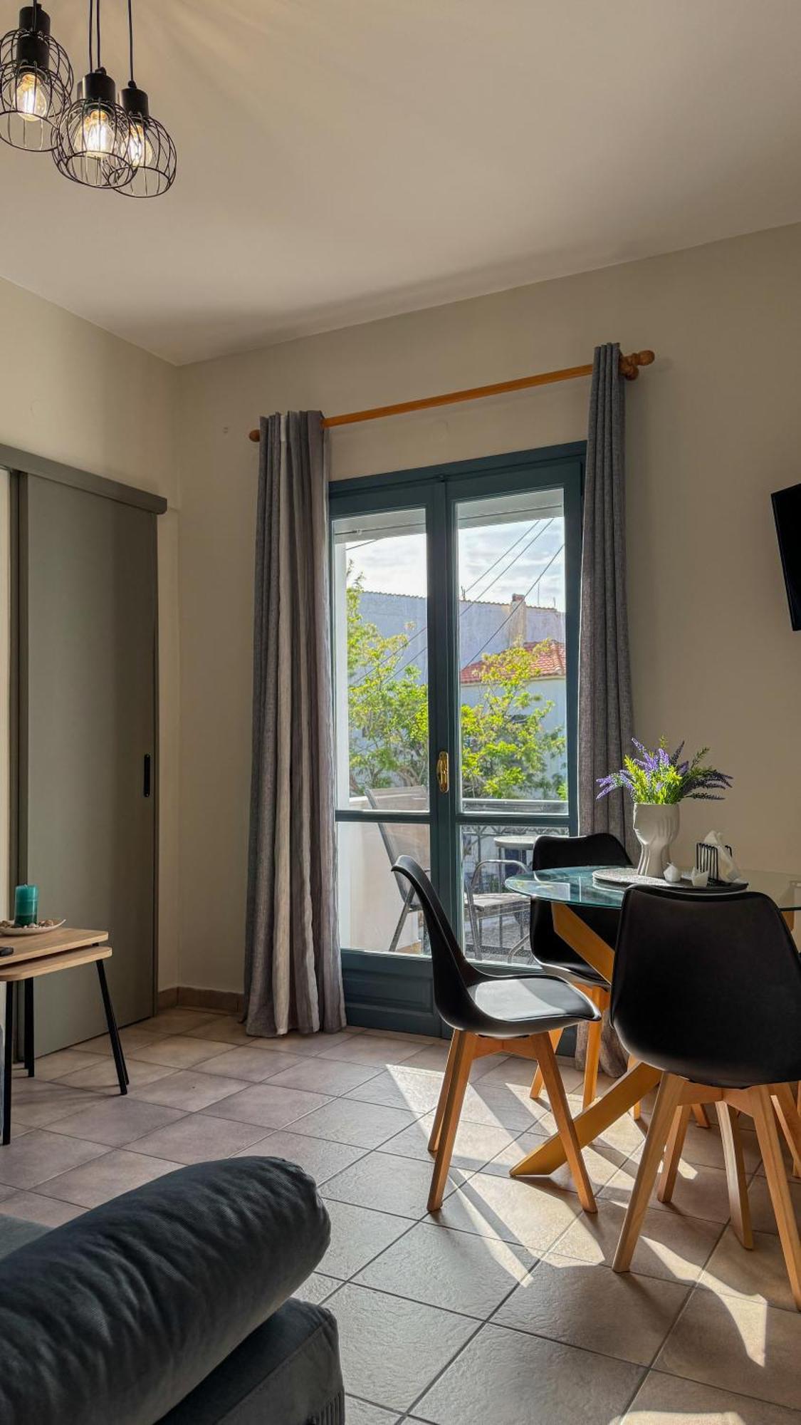 Melinda'S Cozy Apartments Πλωμάρι Εξωτερικό φωτογραφία